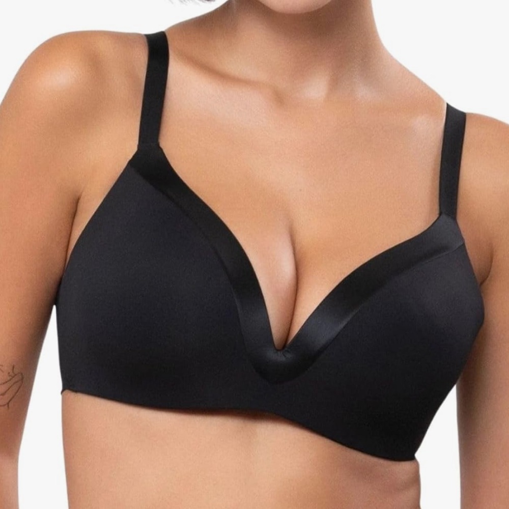 Underoutfit Satin Grace Bra